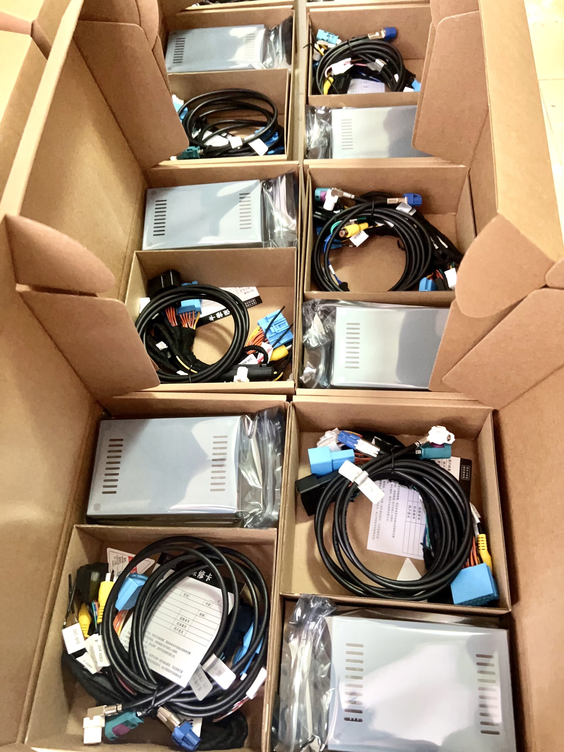 CAN-LR-DIS3 Camera Interface for Land Rover Discovery3